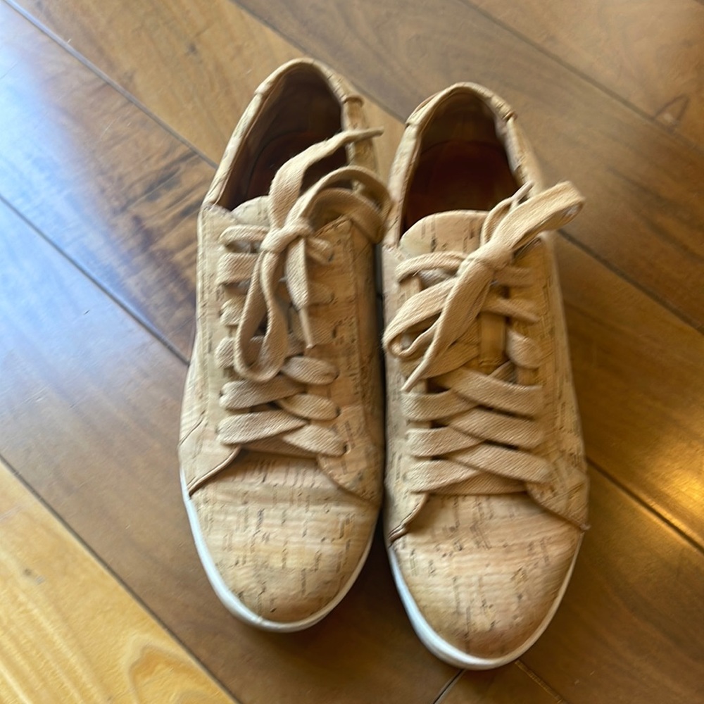 Womens Michael Kors cork sneakers size 6